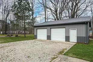 9221 Warren Dr, Shenango, PA 16424 - Photo 2