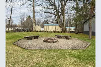 9221 Warren Dr, Shenango, PA 16424 - Photo 46