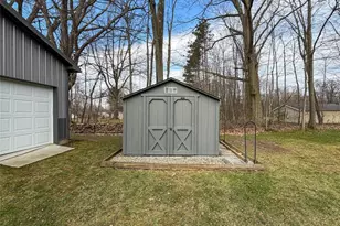 9221 Warren Dr, Shenango, PA 16424 - Photo 36