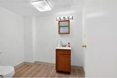 210 E 5th Ave, Tarentum, PA 15084 - Photo 14