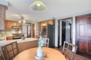 9936 W Moccasin Trail, Pittsburgh, PA 15090 - Photo 16