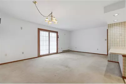 503 Clubhouse Dr, South Strabane, PA 15301 - Photo 8