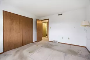 503 Clubhouse Dr, South Strabane, PA 15301 - Photo 16