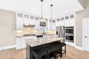 219 Lucca Ln, Pittsburgh, PA 15241 - Photo 14