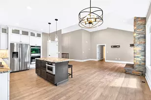 219 Lucca Ln, Pittsburgh, PA 15241 - Photo 12