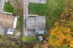 421 Rampart Blvd, Pittsburgh, PA 15068 - Photo 36