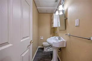 421 Rampart Blvd, Pittsburgh, PA 15068 - Photo 20
