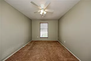 421 Rampart Blvd, Pittsburgh, PA 15068 - Photo 16