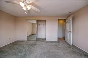421 Rampart Blvd, Pittsburgh, PA 15068 - Photo 12