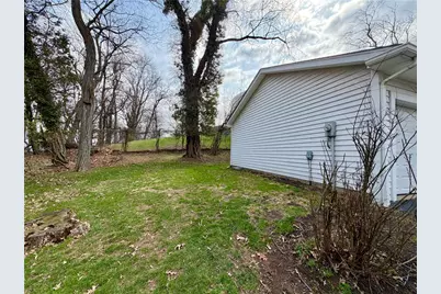 3206 Brunton Dr, Pittsburgh, PA 15116 - Photo 44