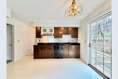 3206 Brunton Dr, Pittsburgh, PA 15116 - Photo 10