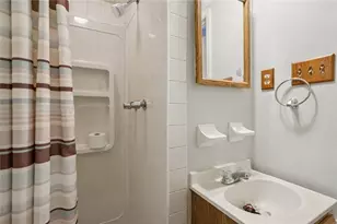 2715 Myrtle Dr, Lower Burrell, PA 15068 - Photo 20