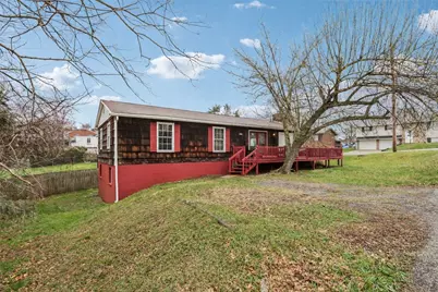 2715 Myrtle Dr, Lower Burrell, PA 15068 - Photo 2