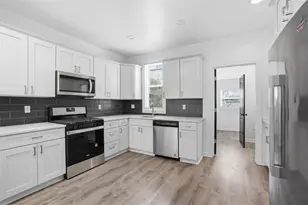 95 Wyoming St, Pittsburgh, PA 15211 - Photo 2