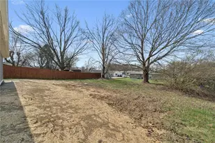 514 New Market Dr, Hempfield Township, PA 15601 - Photo 30