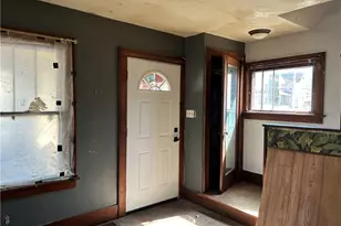 413 N Oakland Ave, Sharon, PA 16146 - Photo 8