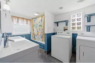 1135 Locust Ave, South Strabane, PA 15301 - Photo 10