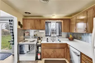 2537 N Lightwood Ave, Bethel Park, PA 15102 - Photo 18