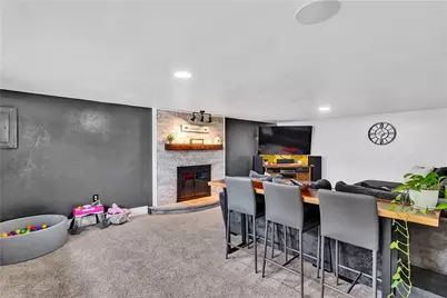 2537 N Lightwood Ave, Bethel Park, PA 15102 - Photo 6