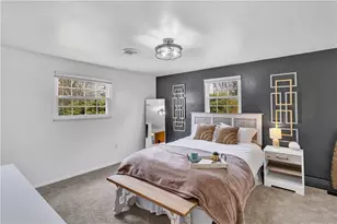 2537 N Lightwood Ave, Bethel Park, PA 15102 - Photo 24