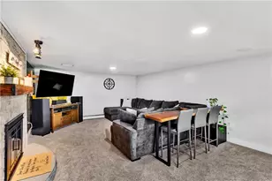 2537 N Lightwood Ave, Bethel Park, PA 15102 - Photo 4