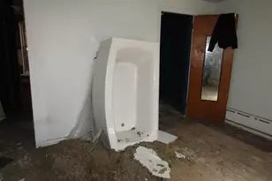 215 Anthony St, Pittsburgh, PA 15210 - Photo 12