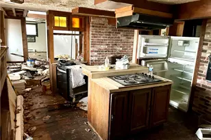 85 Hillcrest Dr, Shelocta, PA 15701 - Photo 6