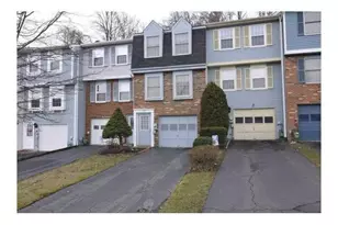 119 Ligonier Ln, Pittsburgh, PA 15068 - Photo 2