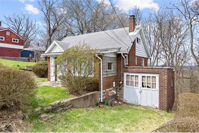 9611 Emerson St, Pittsburgh, PA 15235 - Photo 2