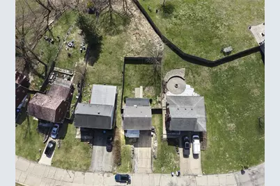 251 Crescent Pines Dr, Pittsburgh, PA 15147 - Photo 34