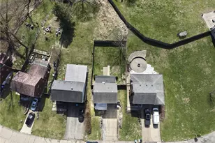 251 Crescent Pines Dr, Pittsburgh, PA 15147 - Photo 34