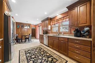 400 Primrose Dr, Unity Township, PA 15601 - Photo 12