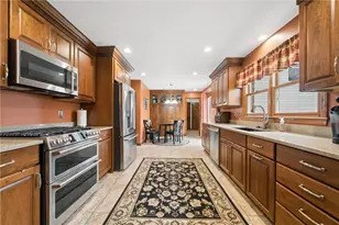 400 Primrose Dr, Unity Township, PA 15601 - Photo 10