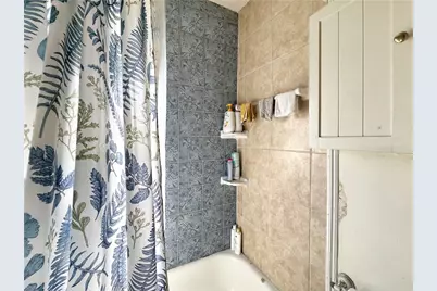 2410 Woodstock Ave, Pittsburgh, PA 15218 - Photo 12