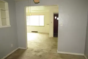 8041 Aber Rd, Pittsburgh, PA 15147 - Photo 10