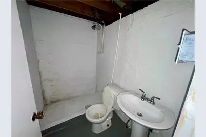 545 Pacific Ave, Glassport, PA 15045 - Photo 12