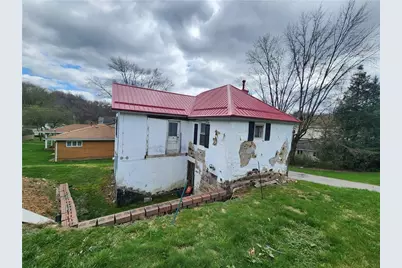 2667 Puckety Dr, Export, PA 15632 - Photo 6