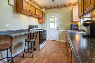 2710 Philadelphia Ave, Pittsburgh, PA 15216 - Photo 14