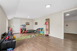 1369 S Hermitage Rd, Hermitage, PA 16148 - Photo 30