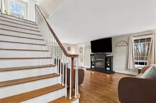1369 S Hermitage Rd, Hermitage, PA 16148 - Photo 12