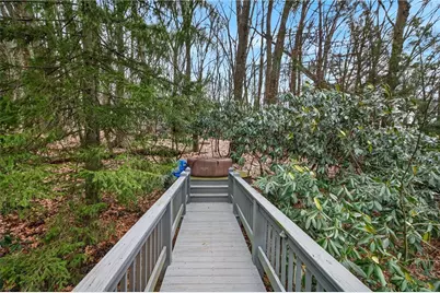 1369 S Hermitage Rd, Hermitage, PA 16148 - Photo 8