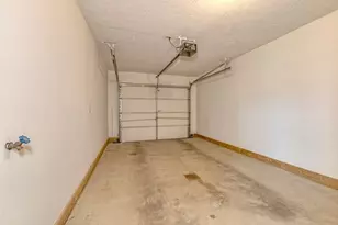 216 Draw Bridge Ct, Hempfield Township, PA 15601 - Photo 24