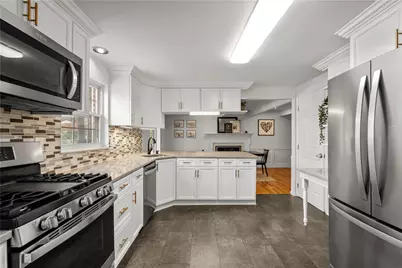 1241 Satellite Cir, Pittsburgh, PA 15241 - Photo 12