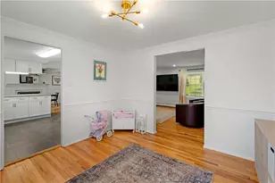 1241 Satellite Cir, Pittsburgh, PA 15241 - Photo 10