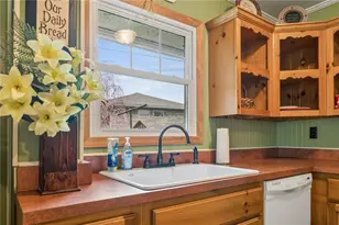 39 Forbes Dr, Latrobe, PA 15650 - Photo 10