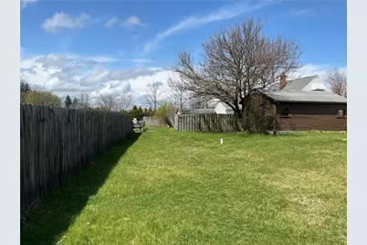 25 Andrews Ave, Hempfield Township, PA 15644 - Photo 4