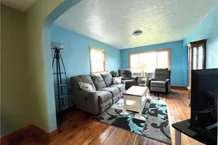 25 Andrews Ave, Hempfield Township, PA 15644 - Photo 6