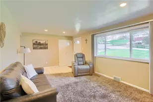 4700 Prescot Dr, Bethel Park, PA 15102 - Photo 14