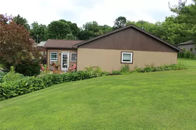 204 Cambria Ave, Avonmore, PA 15618 - Photo 2