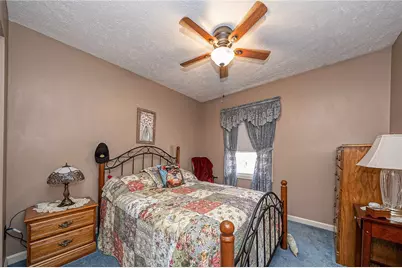 483 Cherryhill Dr, Cecil, PA 15017 - Photo 14